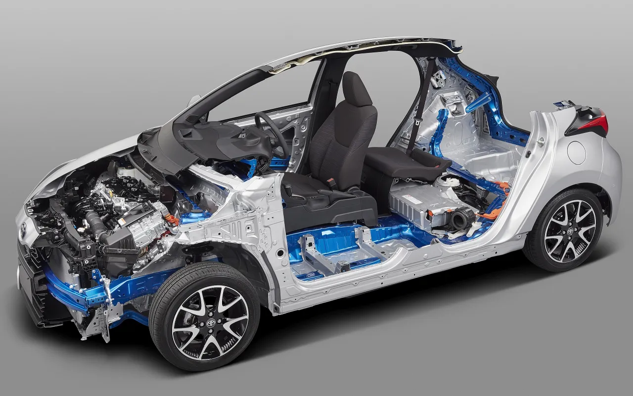 Toyota Yaris Hybrid akumulatory schemat