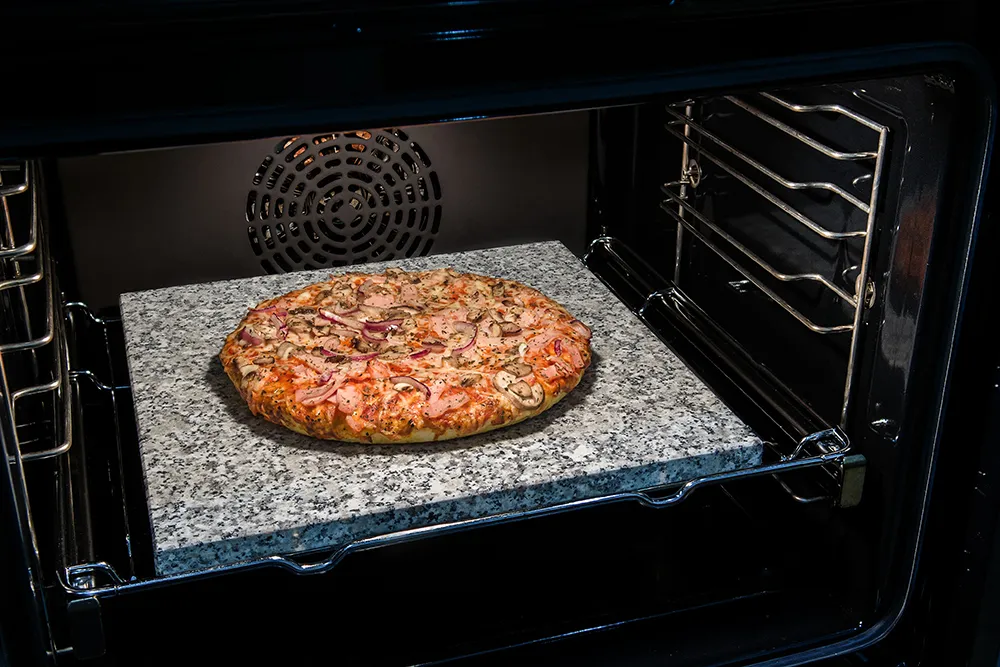 kamień do pizzy w domowym piekarniku