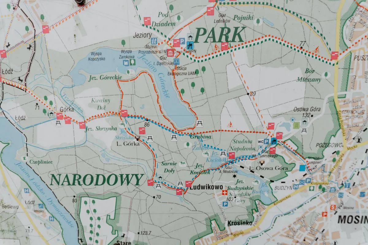 Mapa jezior Wielkopolski z zaznaczonymi atrakcjami