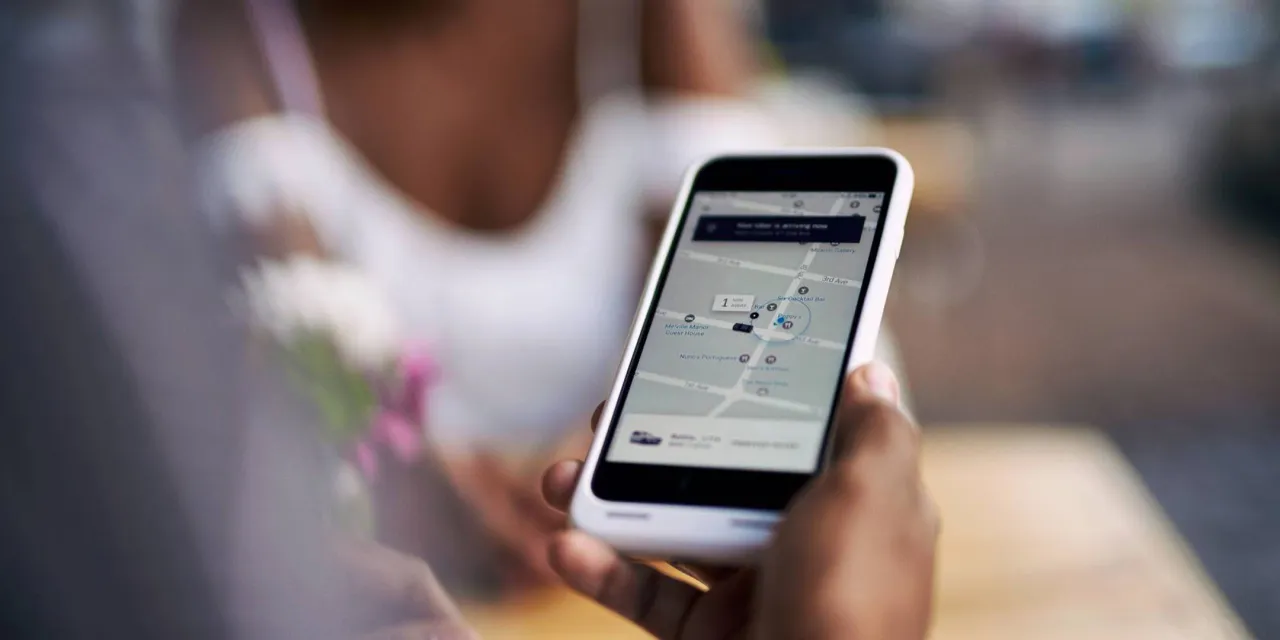 Zdjęcie Czy aplikacja Uber jest płatna? Sprawdź koszty i uniknij niespodzianek!