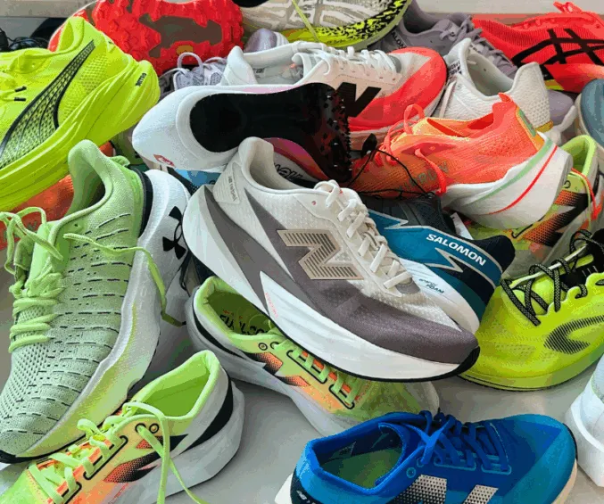 r&oacute;żne typy podeszwy but&oacute;w do biegania asfalt teren