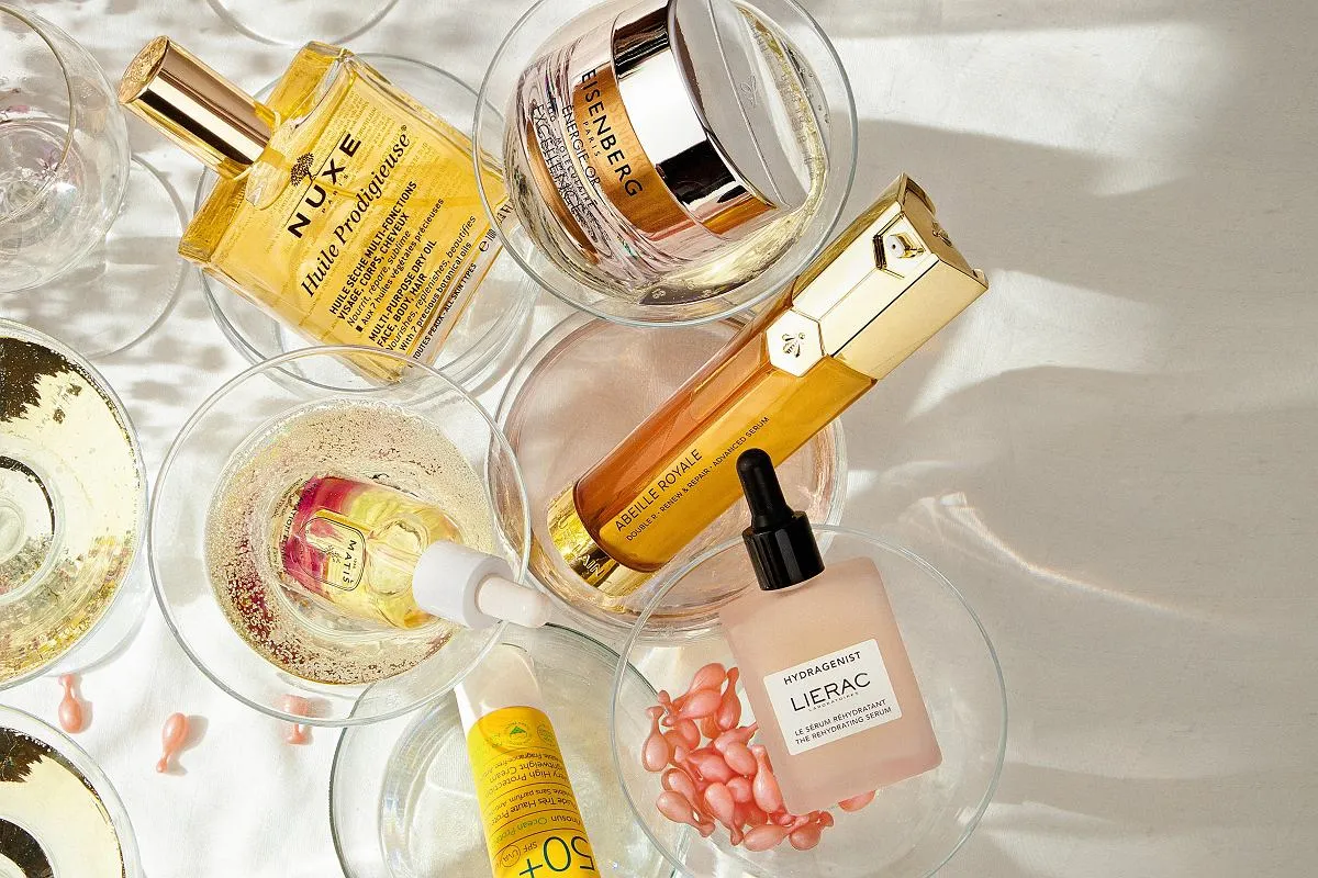 Luksusowe kosmetyki, np. olejek Nuxe, to coś, co warto przywieźć z Francji. Idealne na prezent lub do własnej pielęgnacji.