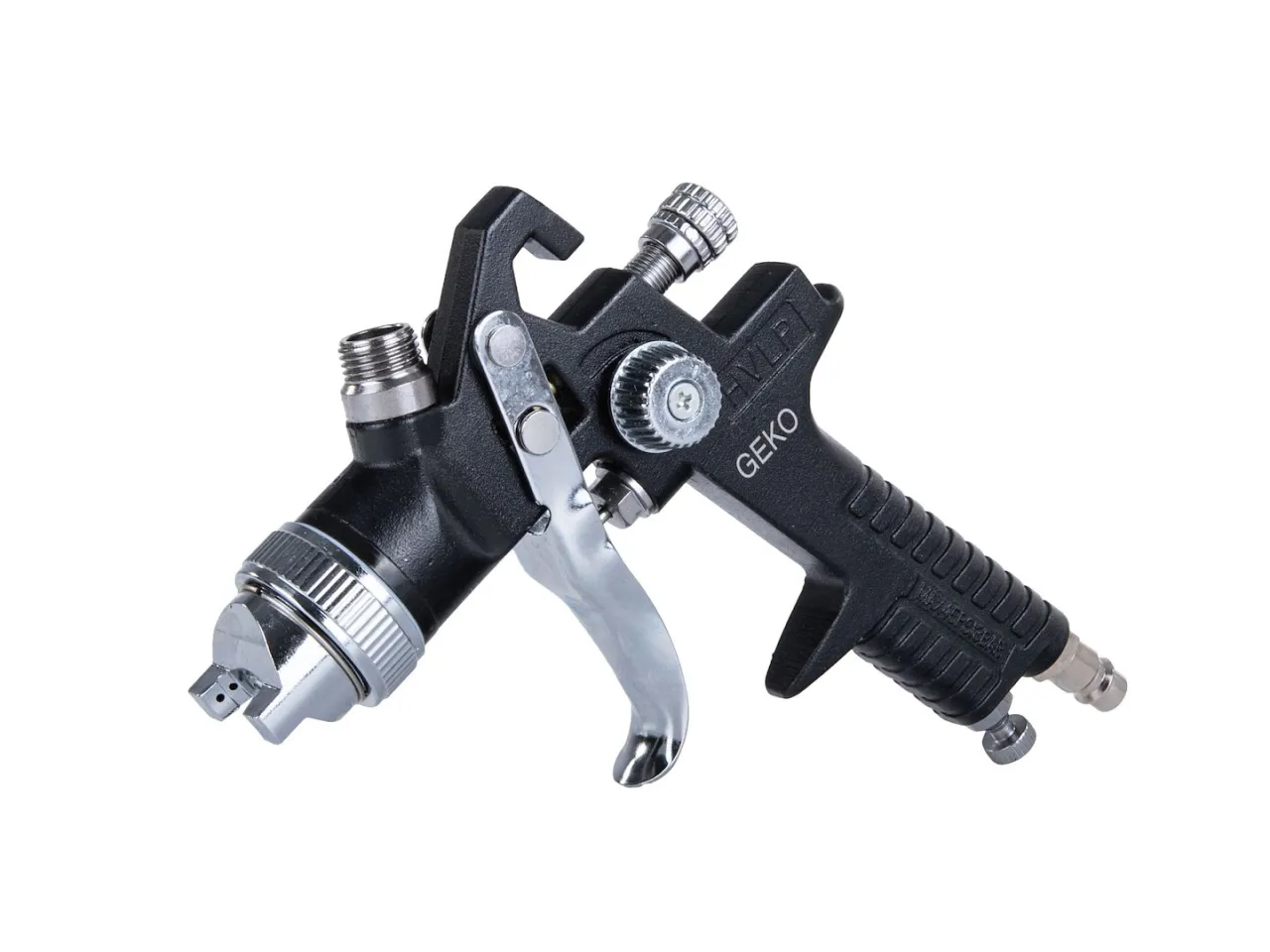 pistolet lakierniczy z różnymi dyszami