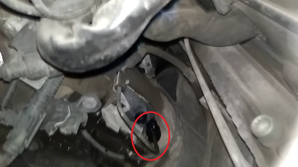 wyciek płynu sprzęgła dywanik