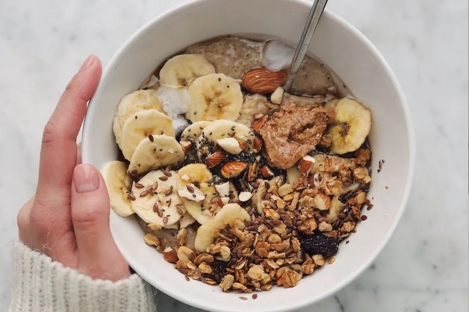 różnorodne śniadania bez chleba