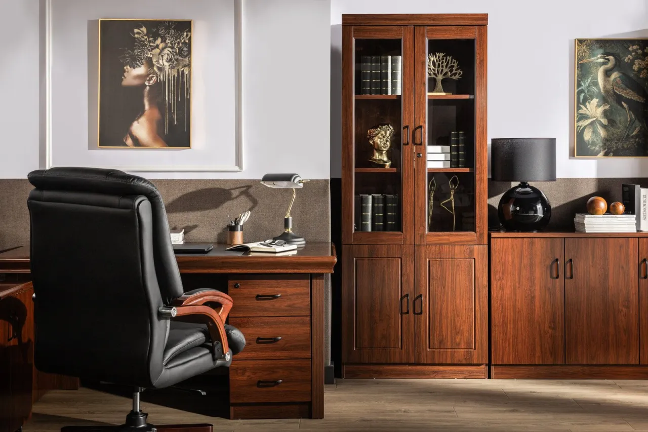 por&oacute;wnanie mebli empire i biedermeier