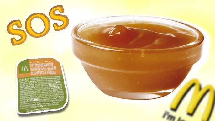 Składniki do domowego sosu słodko-kwaśnego McDonald's