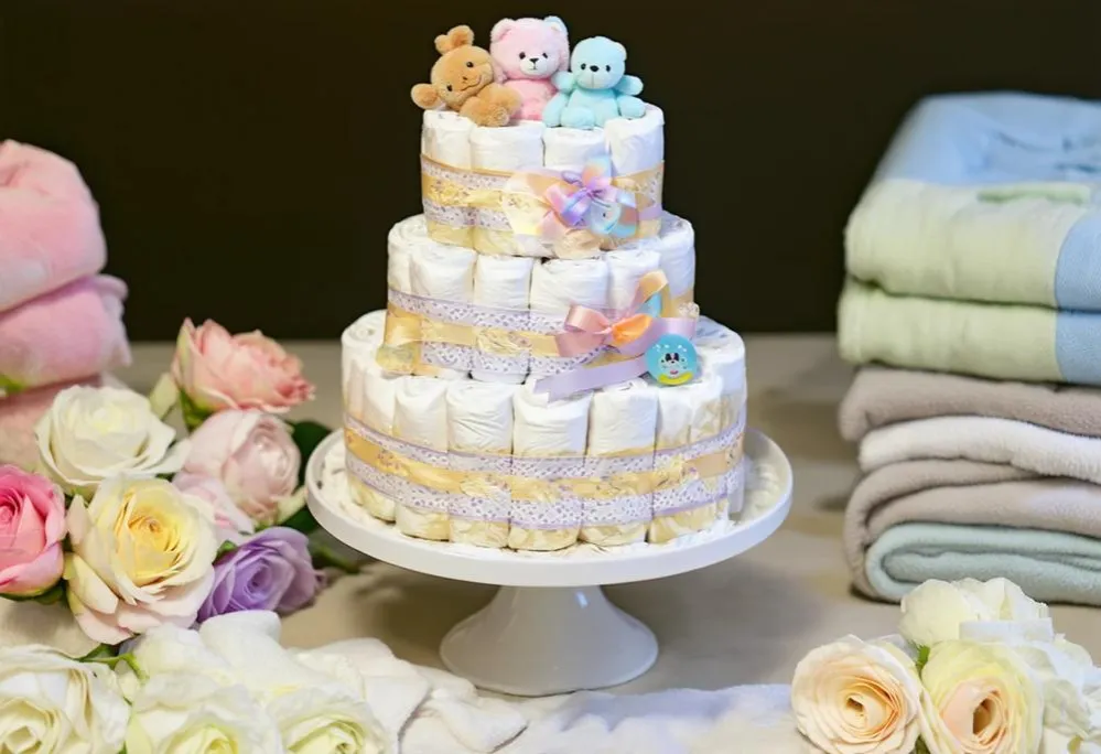 Zdjęcie Jak zrobić tort z pampersów dla dziewczynki - proste kroki i pomysły dekoracyjne