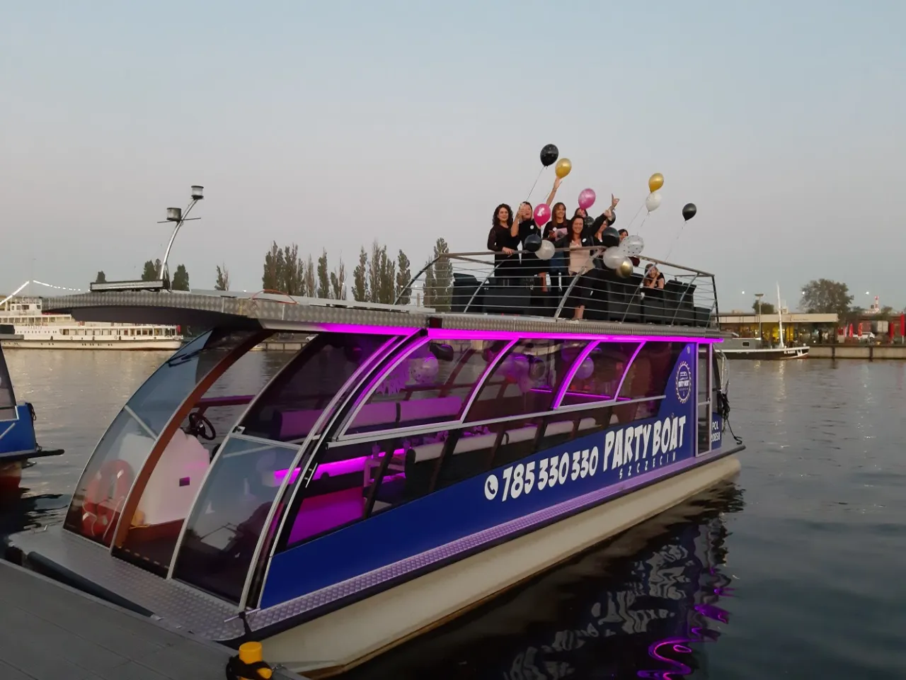 katamaran imprezowy Szczecin Odra