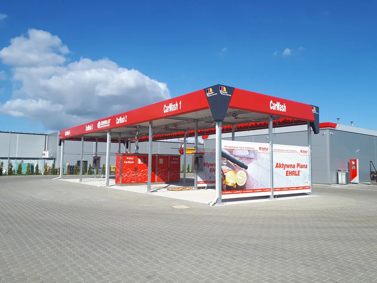 wizualizacja myjni samoobsługowej z placem budowy