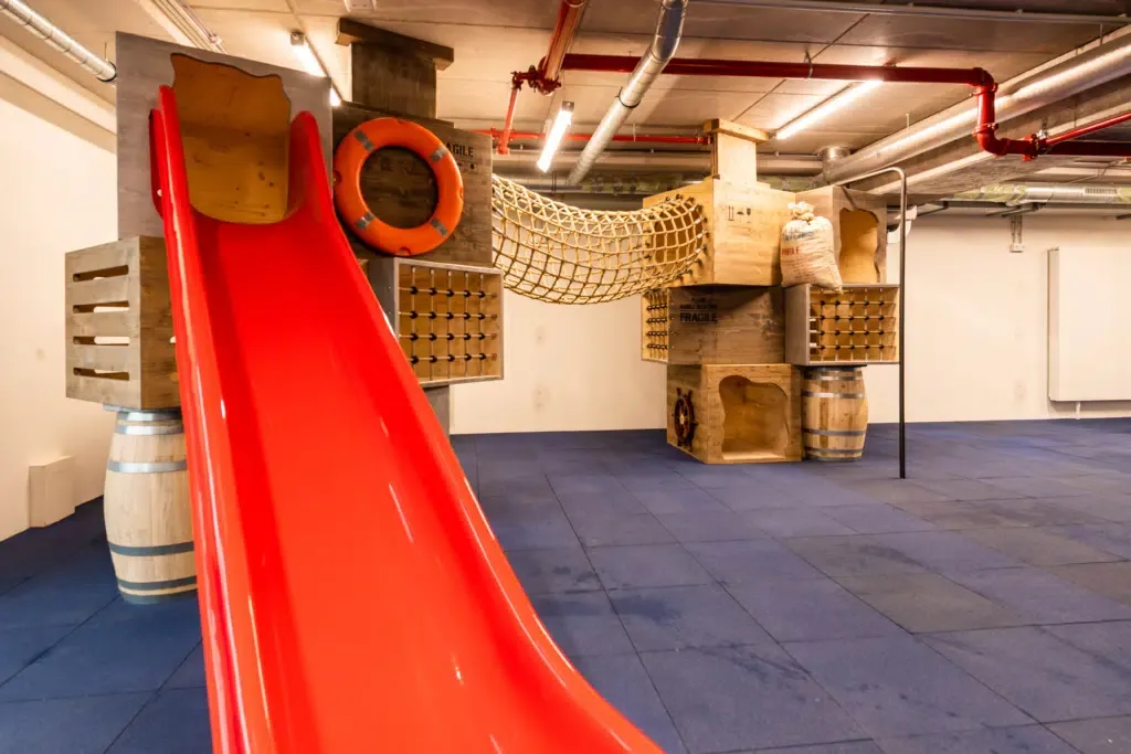 JUFA Hotel Hamburg HafenCity Indoor Spielbereich Kinder