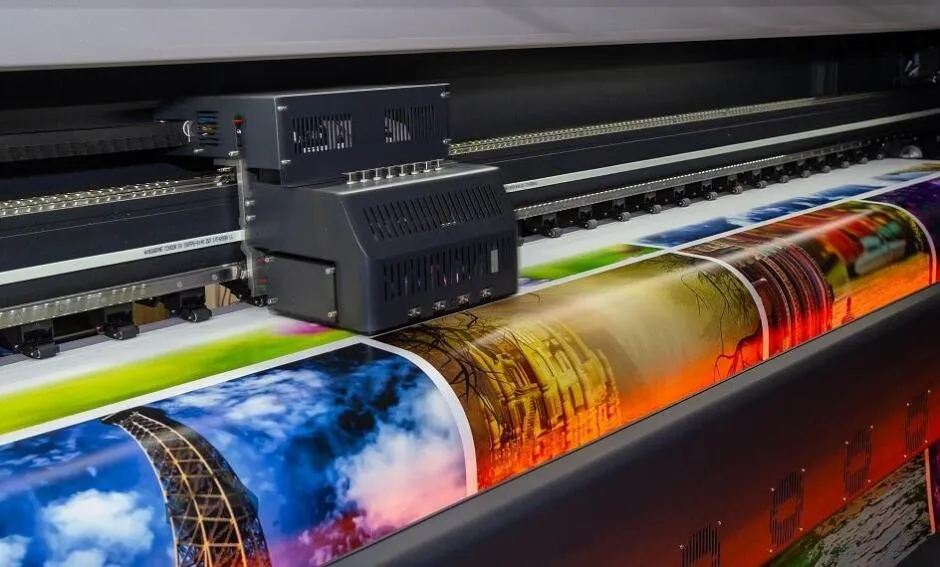 Druk solwentowy UV lateksowy porównanie