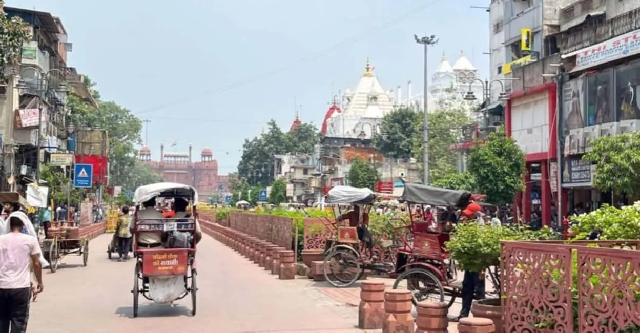 Stare Delhi Chandni Chowk zgiełk bazar