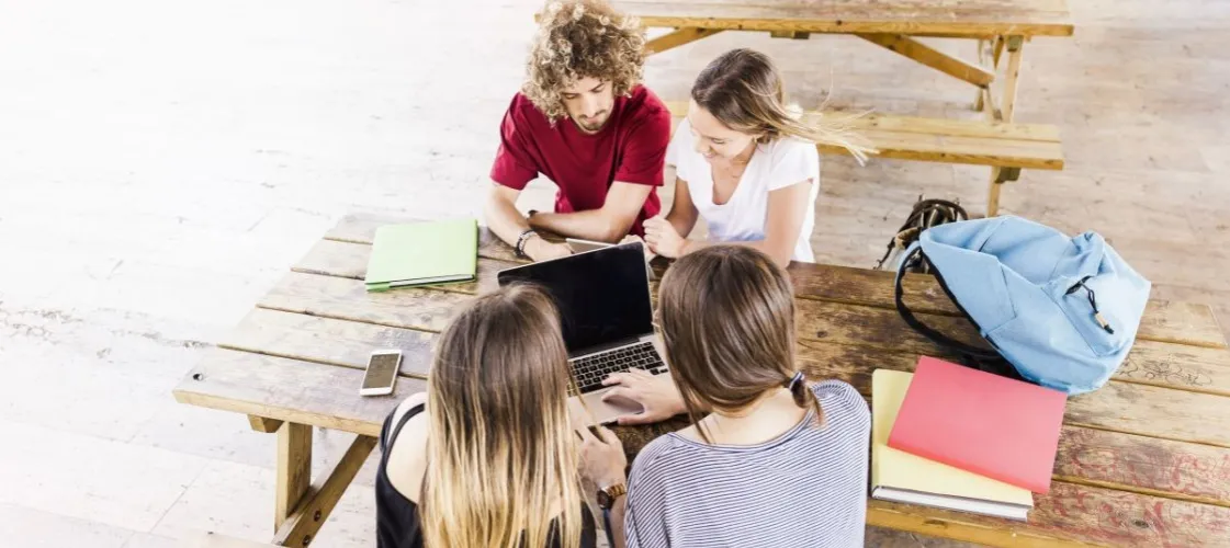 Zdjęcie Kiedy zaczynają się studia? Terminy dla najpopularniejszych uczelni