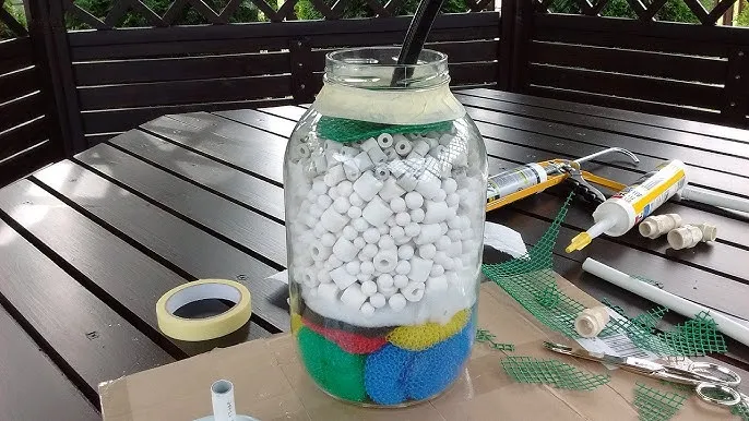 DIY filtr akwariowy działający