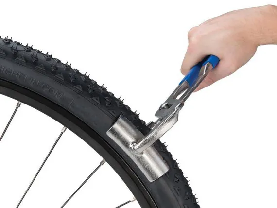 Narzędzia do wymiany opony rowerowej