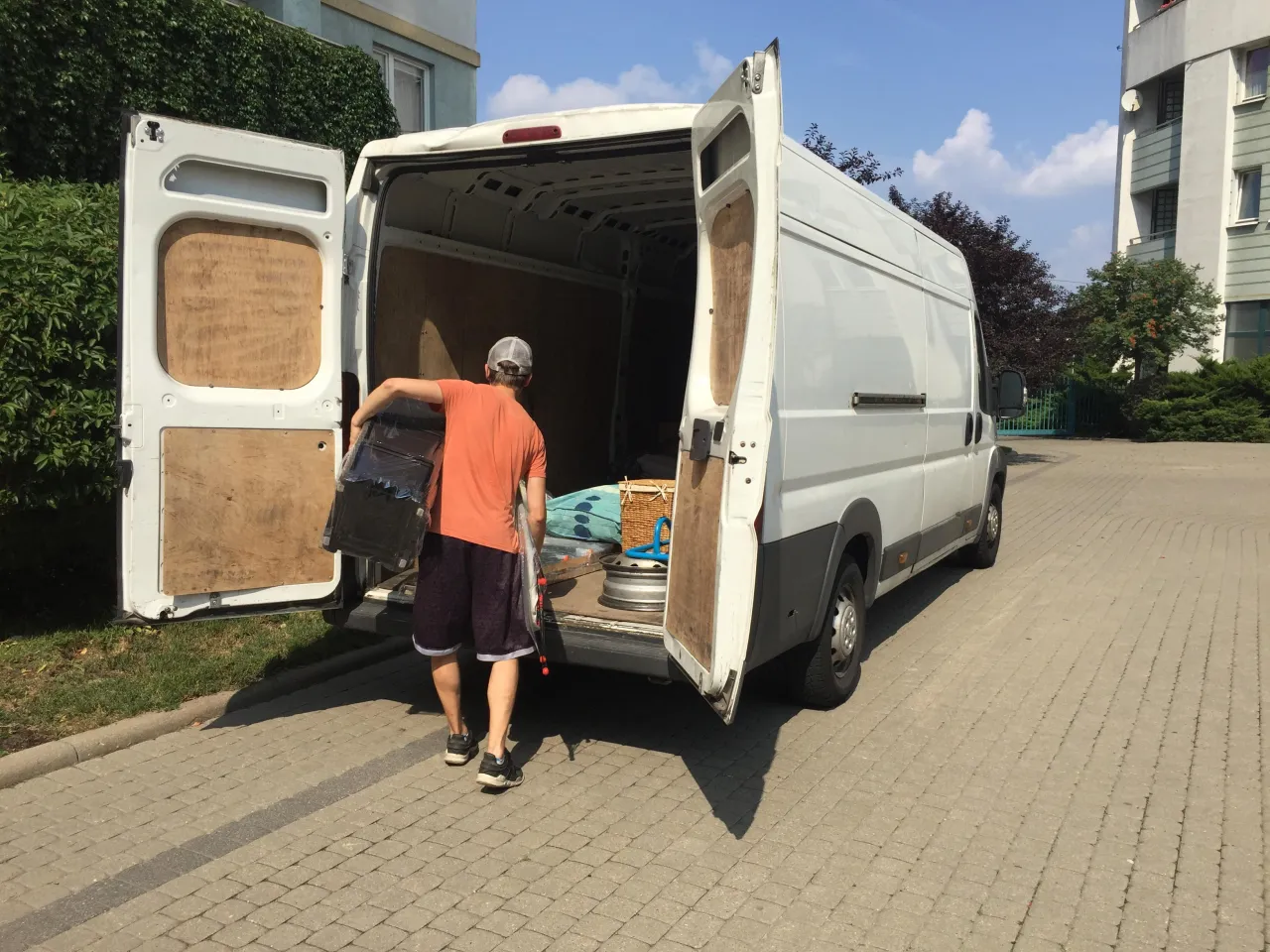 koszt utylizacji starych mebli