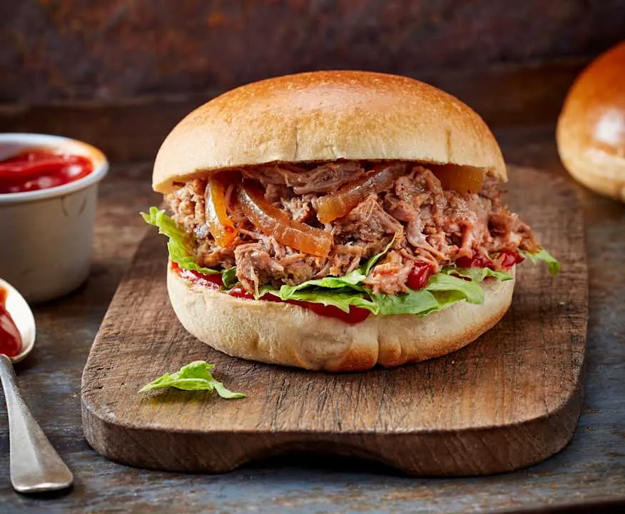 pulled pork burger