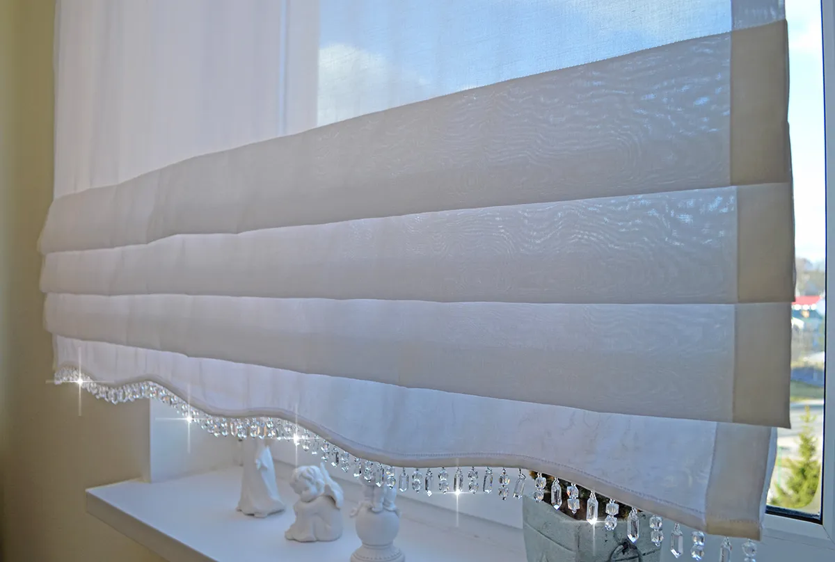 gotowa roleta rzymska z firanki