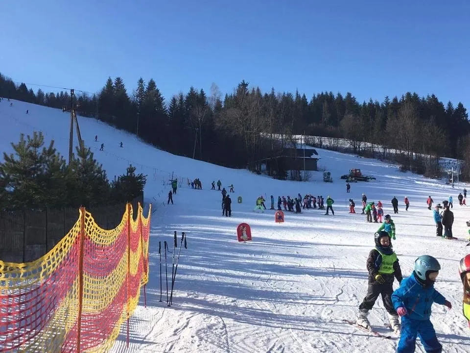 Stacja narciarska Skomielna Czarna SKI