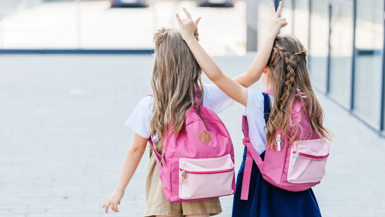 cechy ergonomicznego plecaka szkolnego dla dziecka