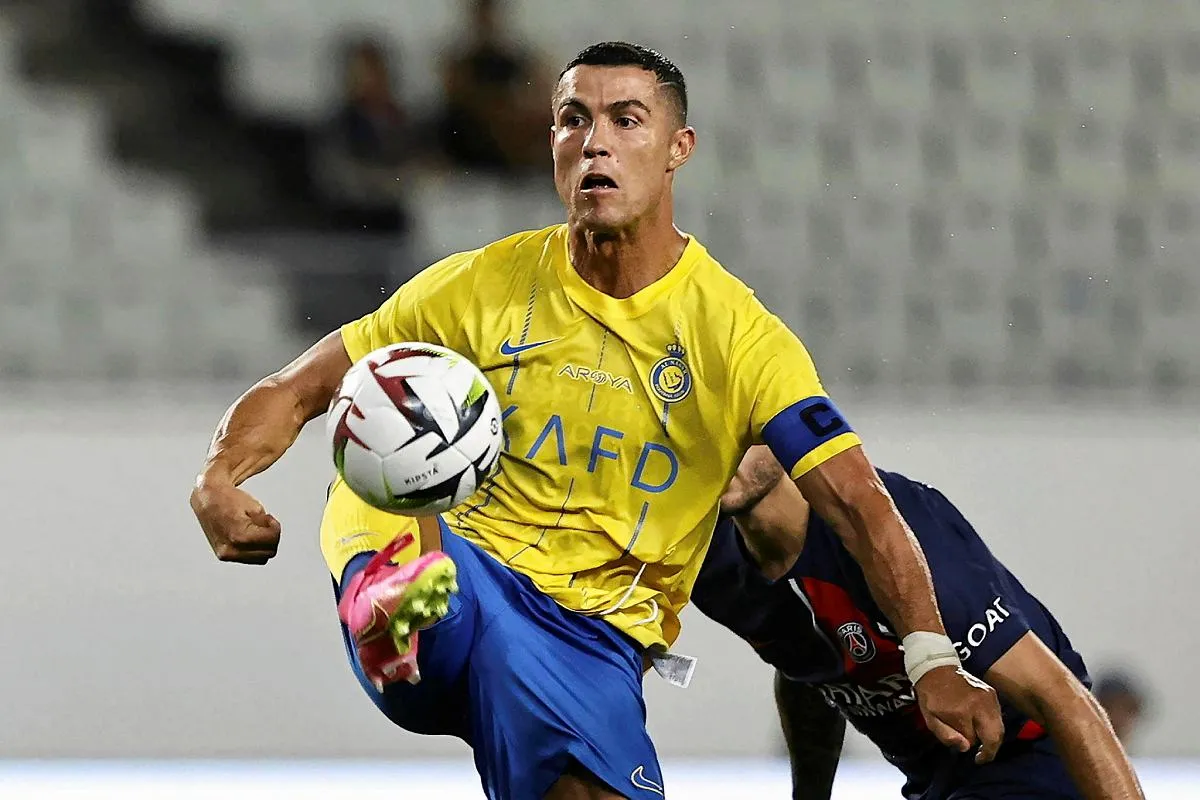 Cristiano Ronaldo w koszulce Al-Nassr na boisku