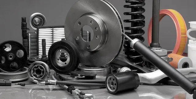 différences pièces auto OEM OES adaptable