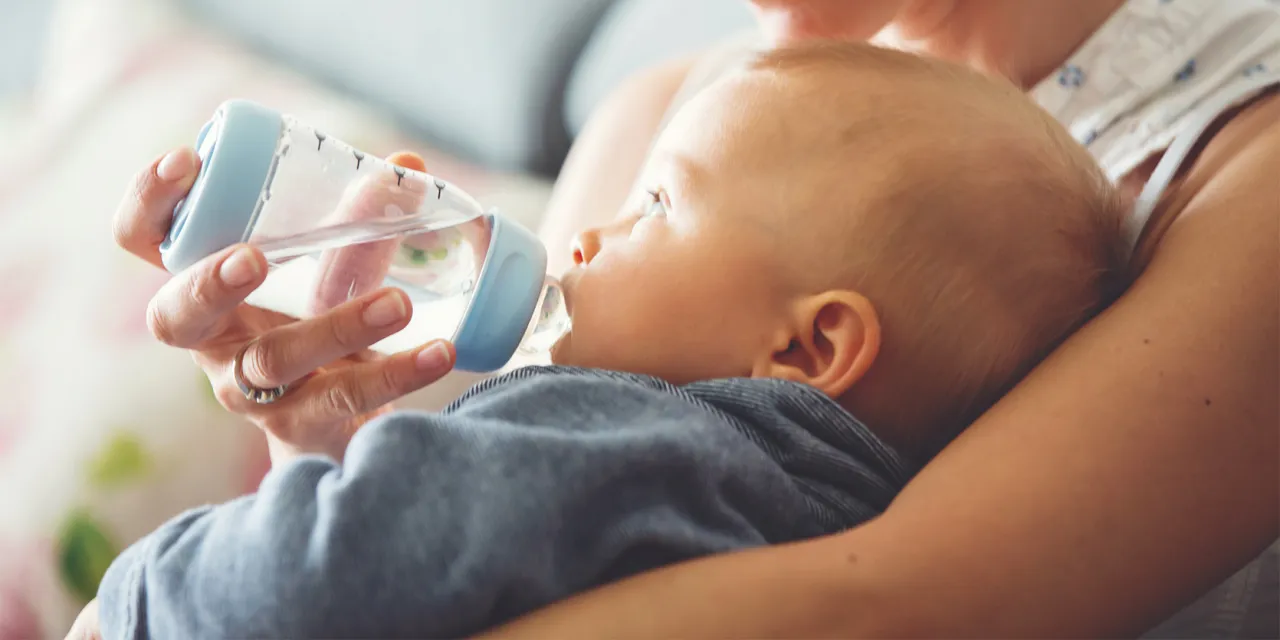 dziecko nie chce pić wody co robić