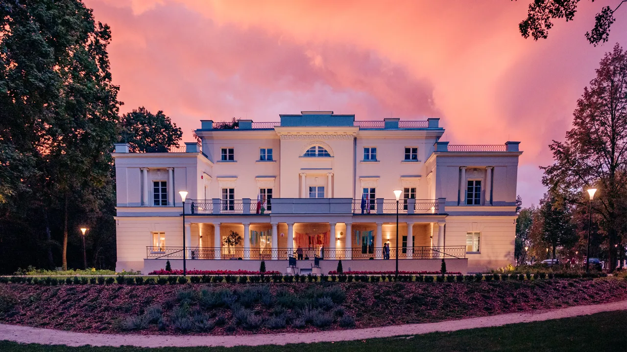 Pałac w Jankowicach park