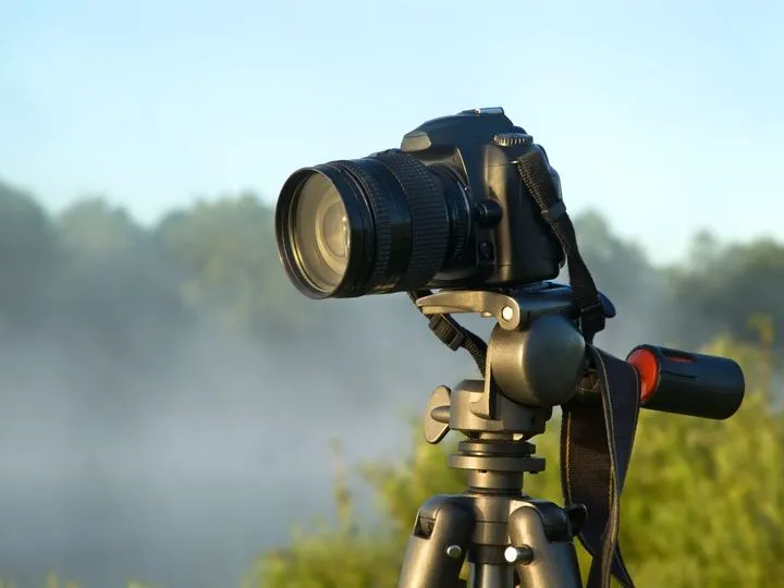 czynniki wpływające na cenę aparatu fotograficznego