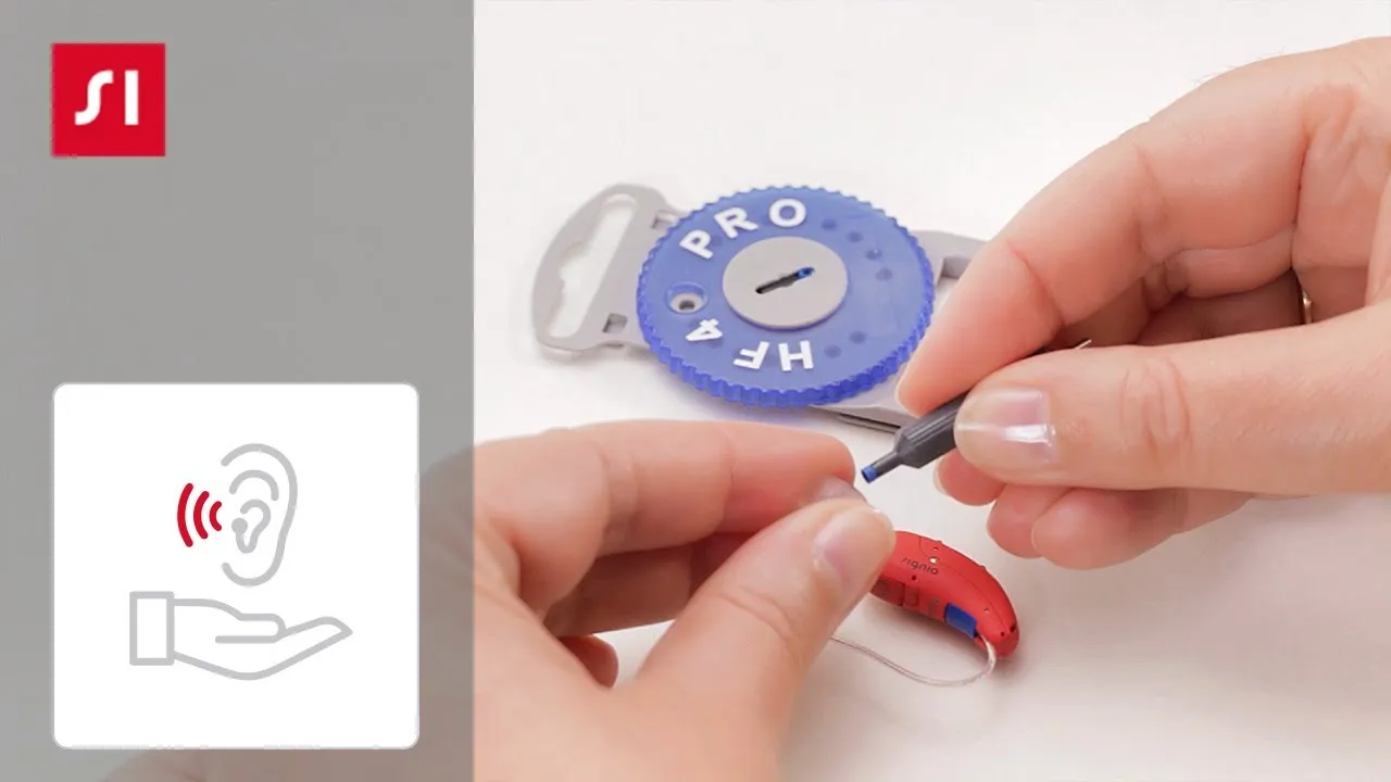 wymiana filtra przeciwwoskowinowego aparat słuchowy