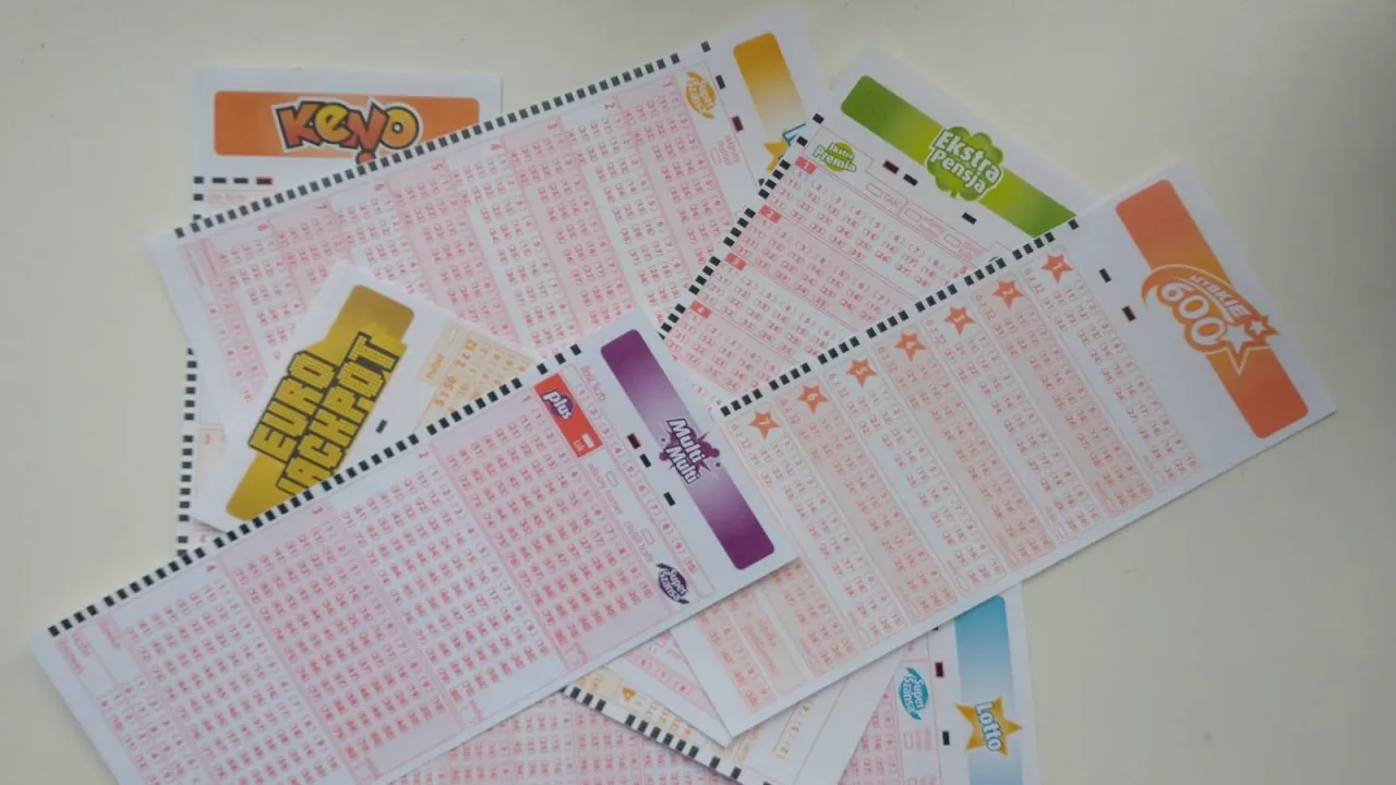 Sprawdzanie kuponu Lotto Plus w kolekturze