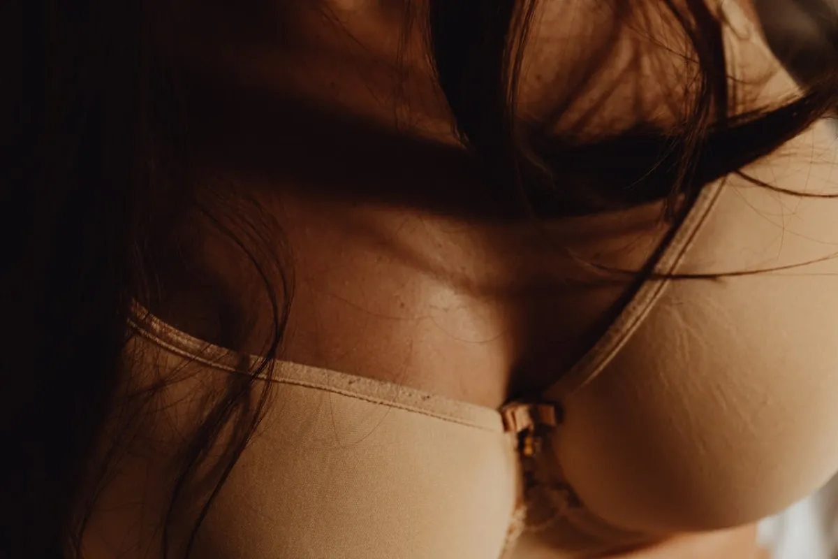 Elegancka bielizna dla dojrzałych kobiet, komfort i styl