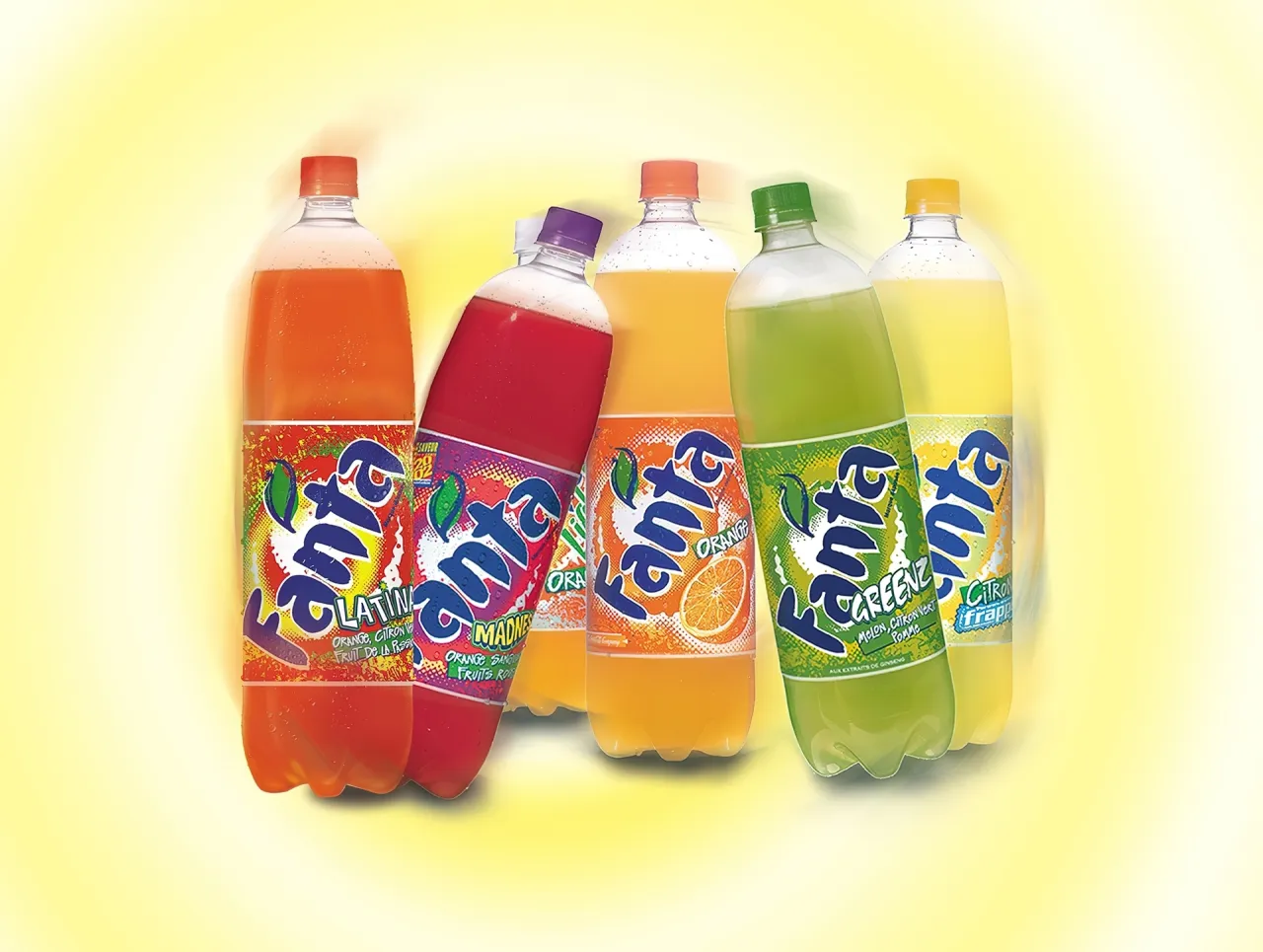 różne smaki Fanta butelki