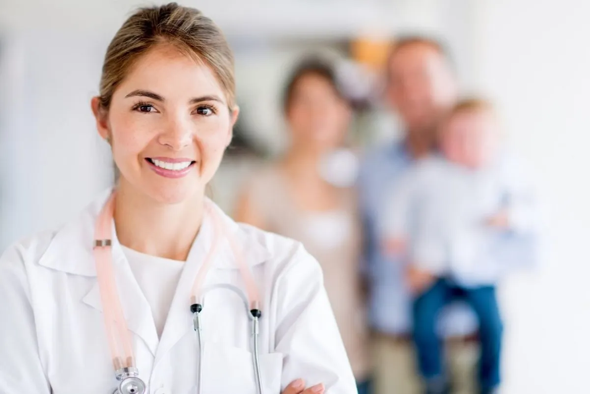 lekarz rodzinny pacjent wsp&oacute;łpraca dokumenty