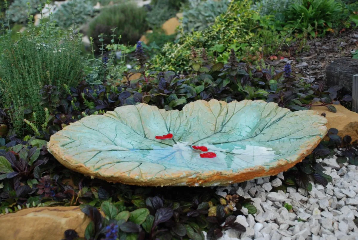 Figury ogrodowe betonowe style