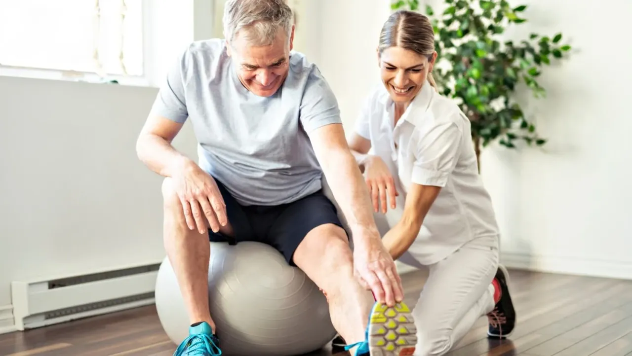rehabilitacja po operacji ortopedycznej i udarze