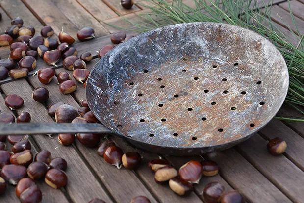 Châtaignes grillées poêle