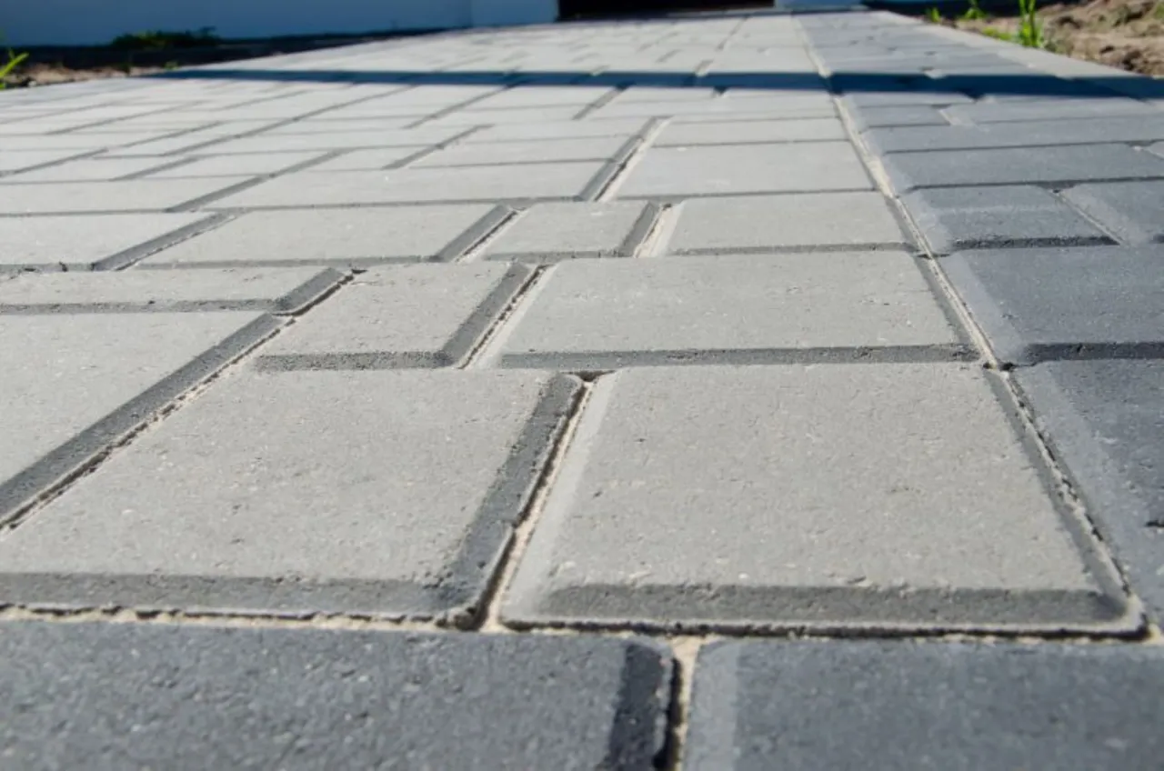 Zdjęcie Jak długo przechowywać cement? Unikaj tych błędów!