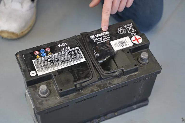 akumulator samochodowy parametry oznaczenia