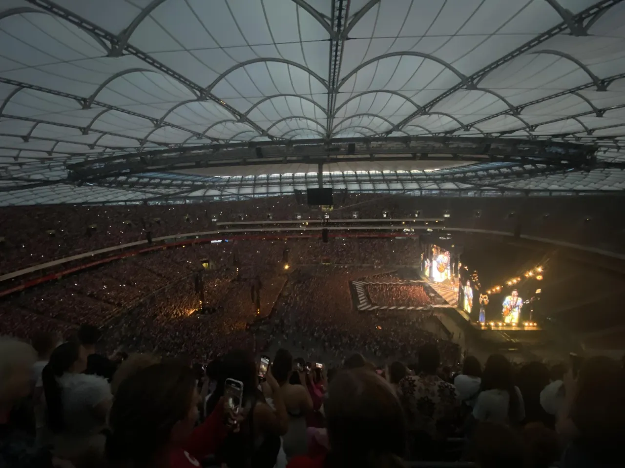 Harry Styles koncert scena