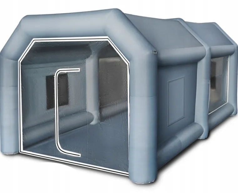 Czysty garaż do lakierowania samochodu