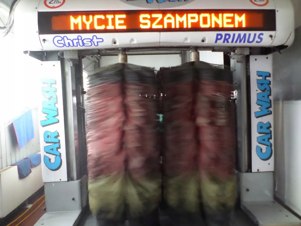 myjnia automatyczna szczotki stare i nowe, myjnia automatyczna piankowa tekstylna