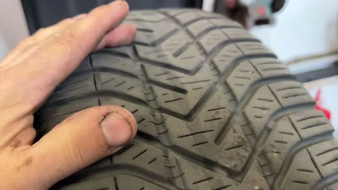 Opona z naciągiem vs opona z balonem