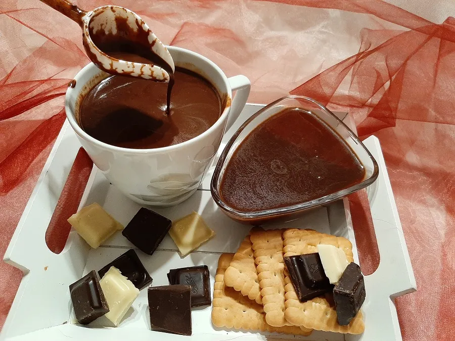 alkoholowe poncze do biszkoptu czekoladowego