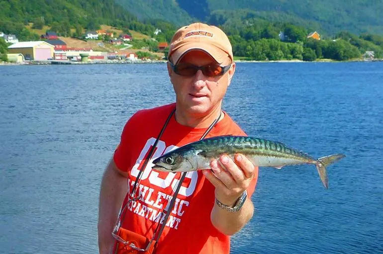 Zdjęcie Czy makrela jest w Bałtyku? Sezonowe występy i najlepsze miejsca na połowy