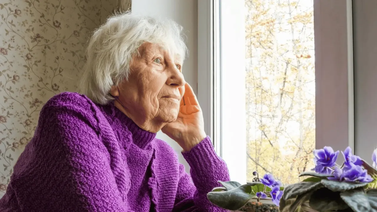 Naukowe wyjaśnienie zapachu starości, 2-nonenal schemat