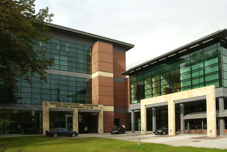 Najlepsze uczelnie medyczne w Polsce stomatologia