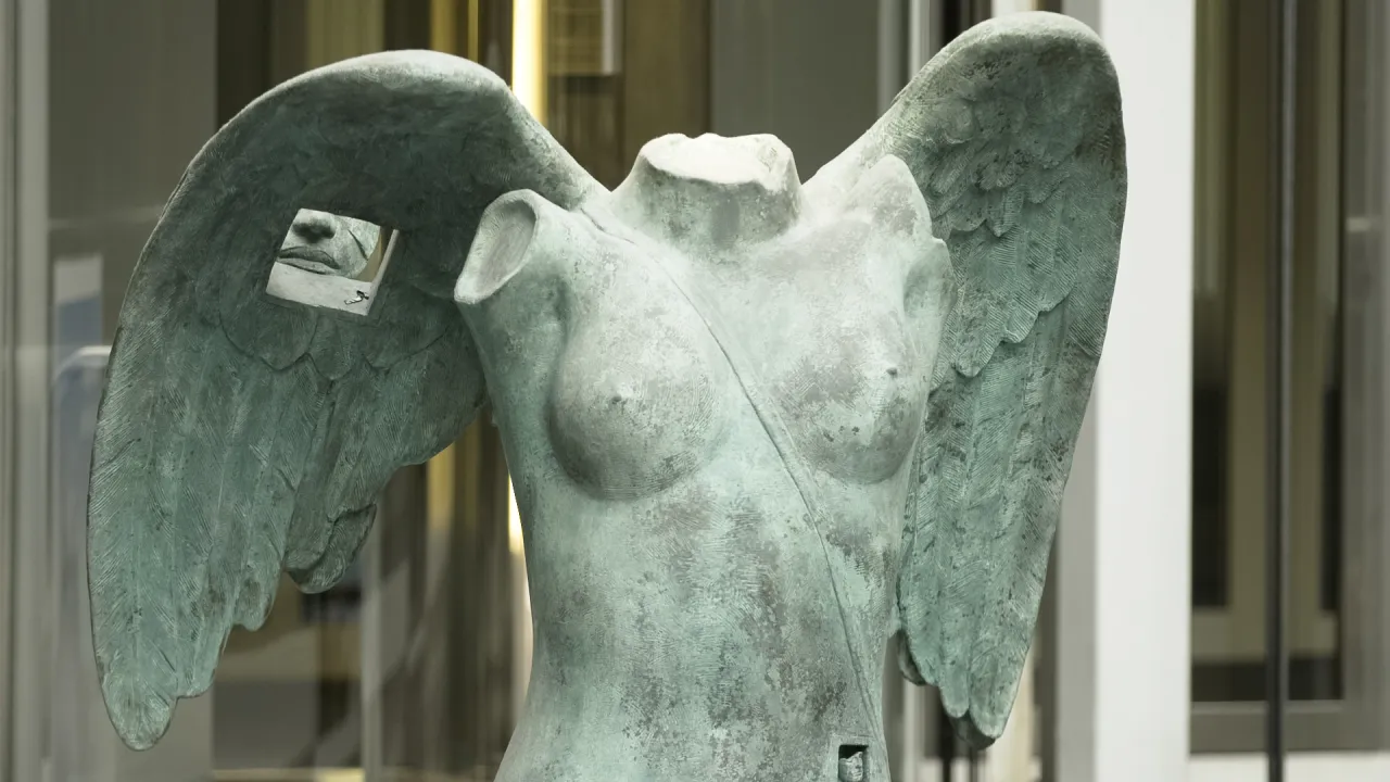 Igor Mitoraj Ikaria rzeźba