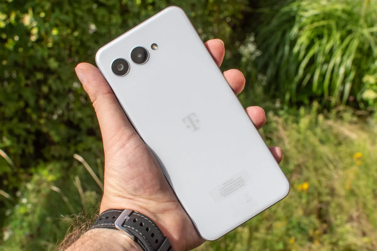 Zdjęcie Po co 3 aparaty w telefonie? Odkryj ich niesamowite zalety